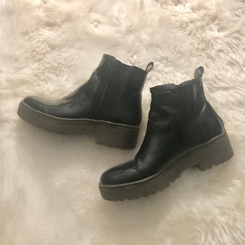 ZARA Black Platform Chelsea Boots